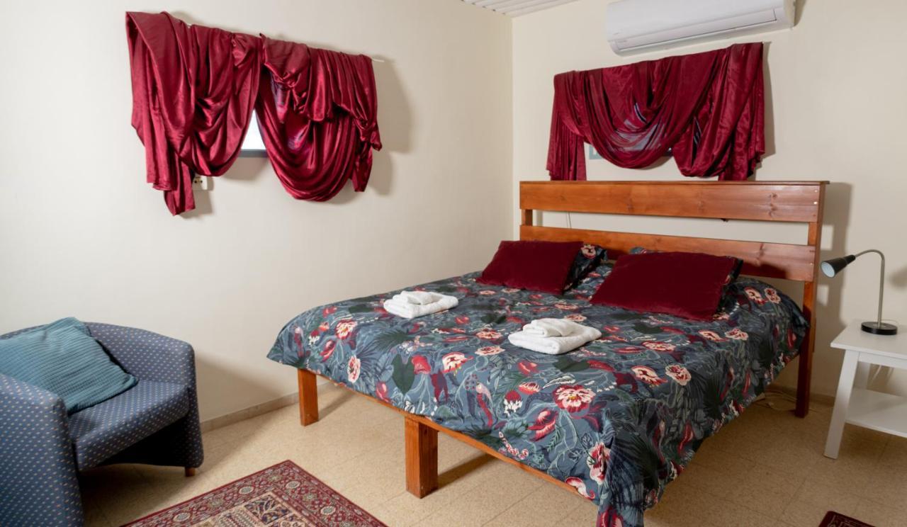 Degania Bet Aliyah Return Center Bed & Breakfast エクステリア 写真